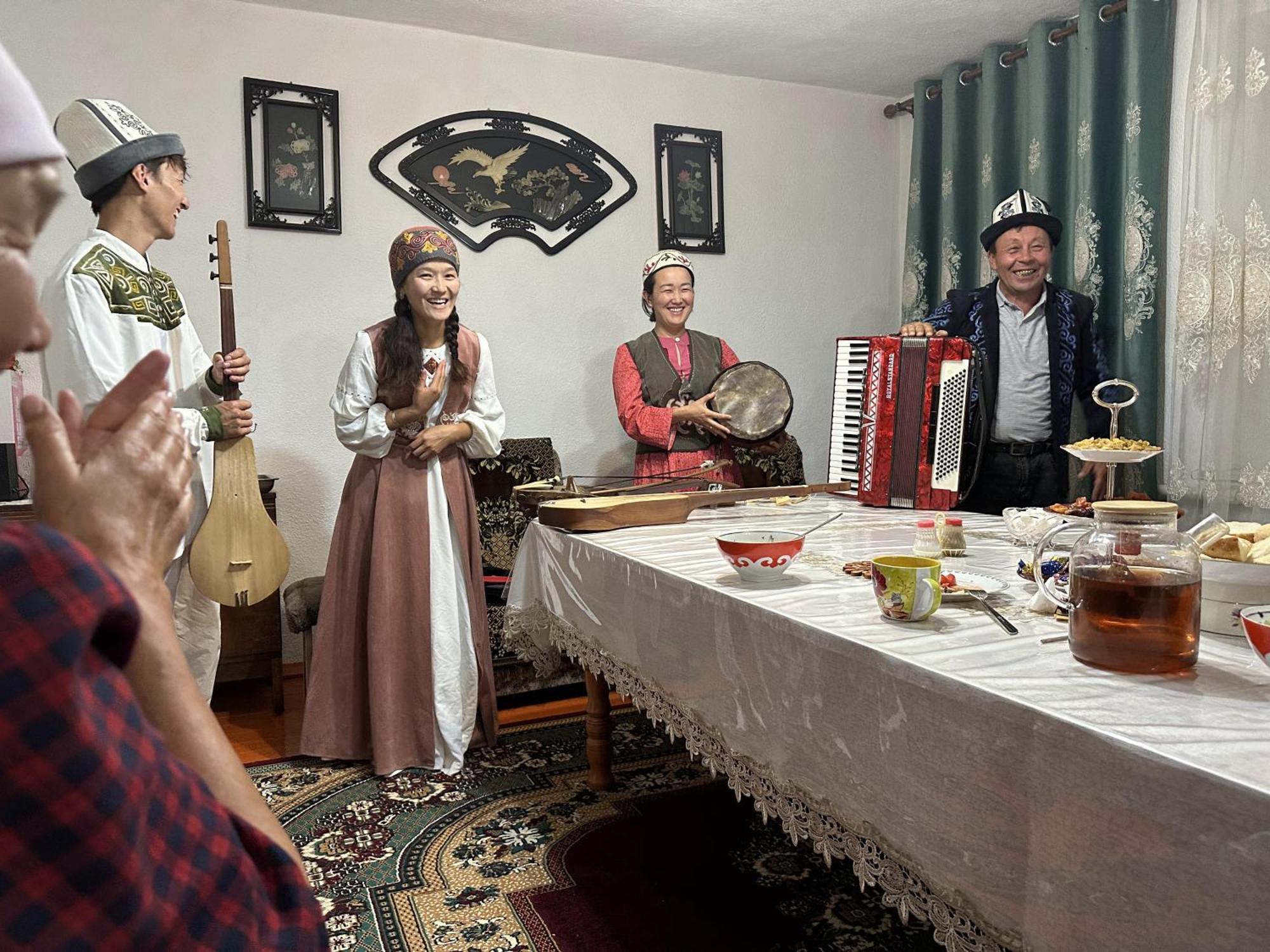 Guest House Baytur Kochkor 외부 사진