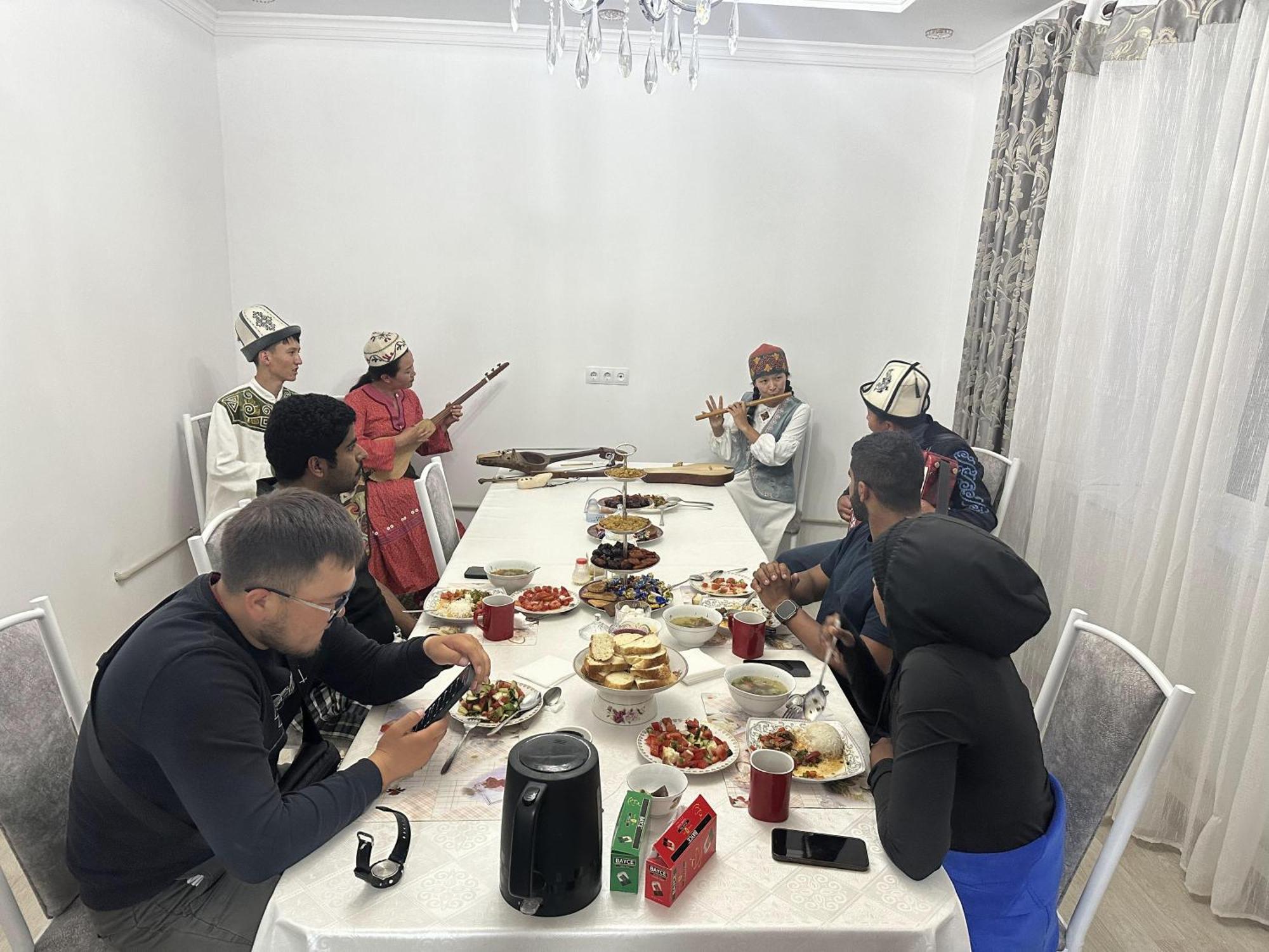 Guest House Baytur Kochkor 외부 사진